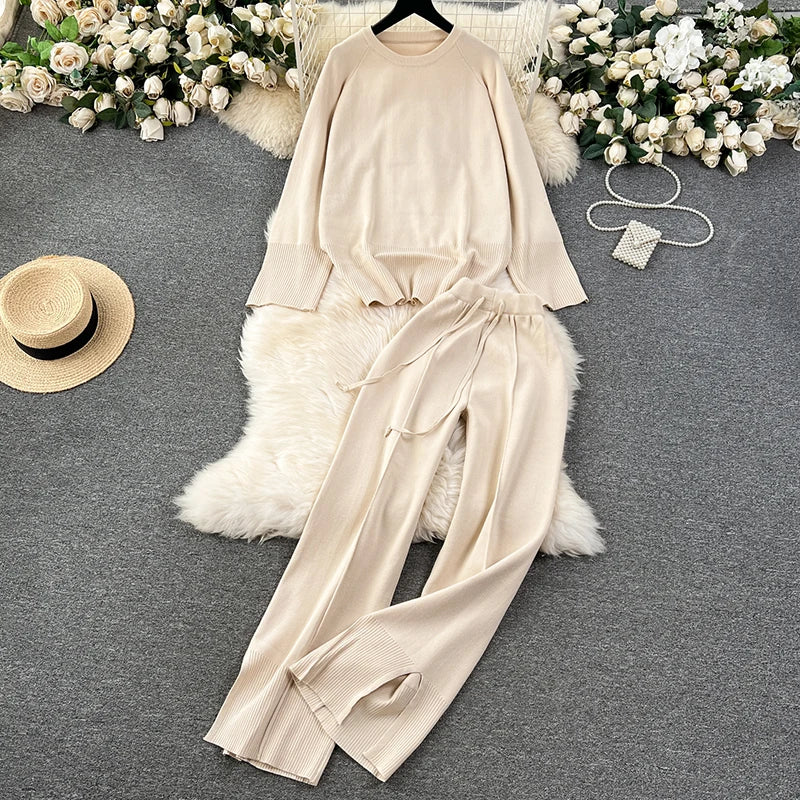 Knitted Loose Sweater and Wide Leg Pants Outfit