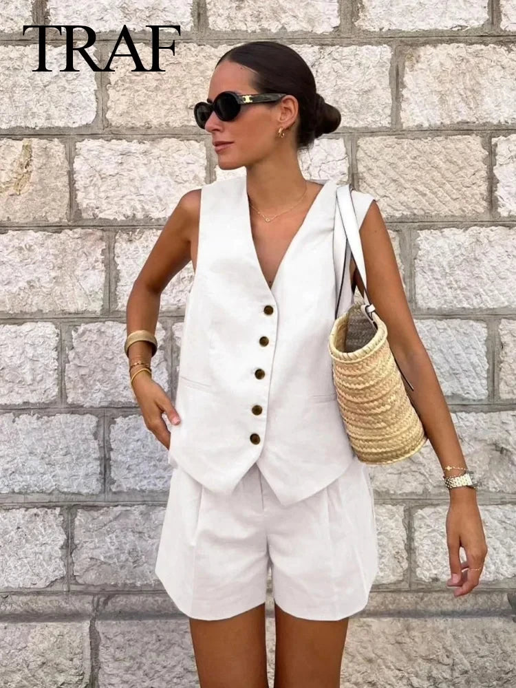 Elegant Solid Waistcoat Shorts Set