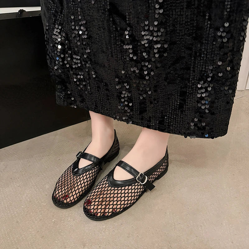 Straight Buckles fishnet Shoes
