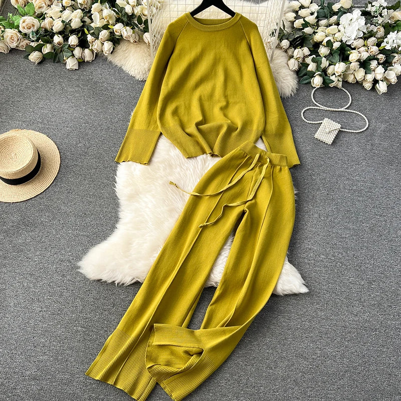 Knitted Loose Sweater and Wide Leg Pants Outfit