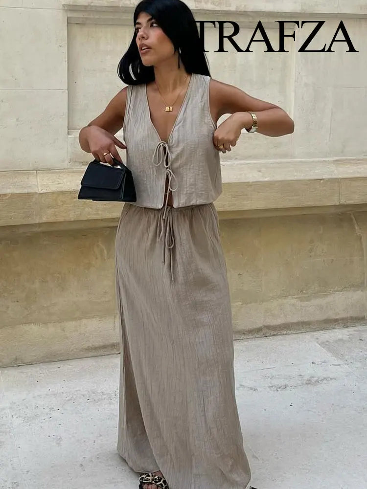 Chic V-neck Sleeveless Lace-up Casual Skirt Set